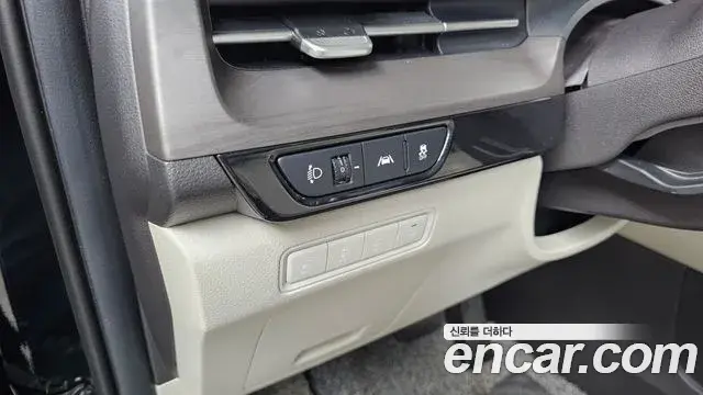 Kia Carnival 2021 — Şəkil 14/20