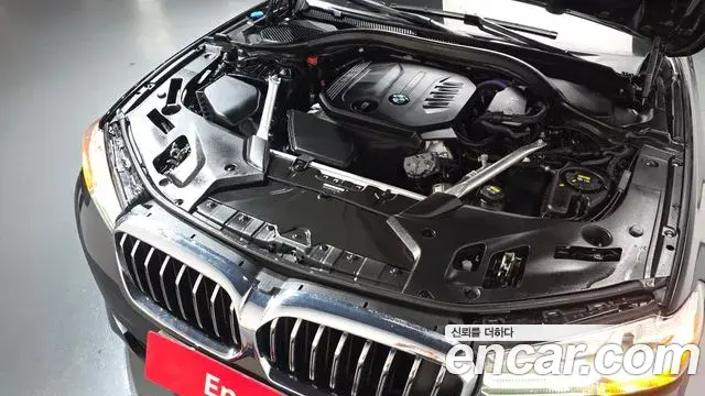 BMW 5 Series 2021 — Şəkil 6/20