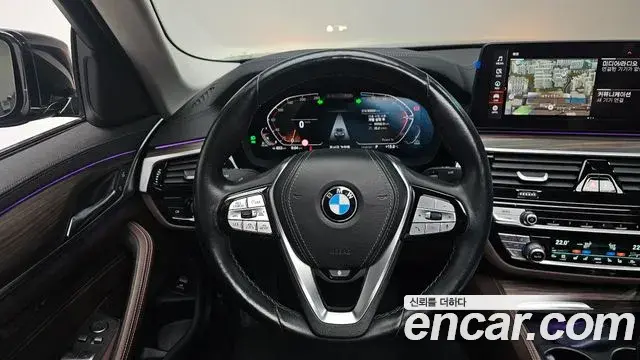 BMW 5 Series 2021 — Şəkil 13/20