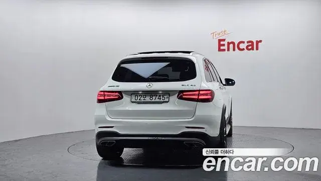 Mercedes-Benz GLC-Class 2018 — Photo 4/20