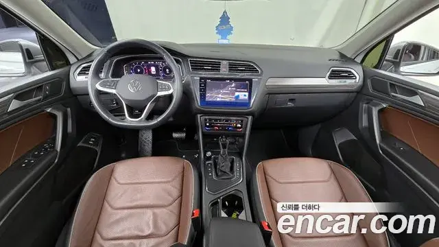 Volkswagen Tiguan Allspace 2022 — Photo 13/20