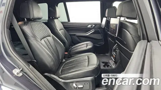 BMW X7 2020 — Photo 12/20