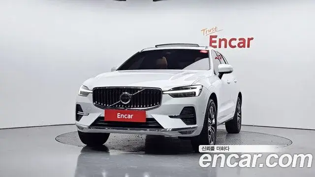 Volvo XC60 2022 — Şəkil 3/20