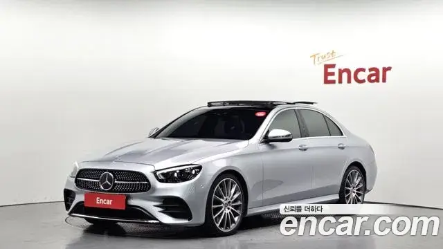 Mercedes-Benz E-Class, 2022