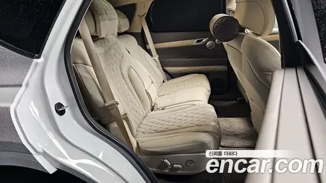 Genesis GV80 2023 — Photo 12/20