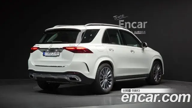 Mercedes-Benz GLE-Class 2025 — Photo 2/20