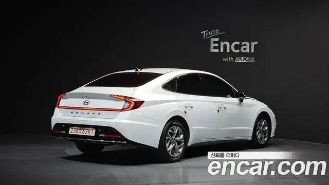 Hyundai Sonata Hybrid 2022 — Şəkil 8/20