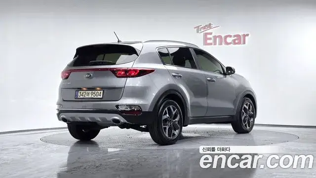 Kia Sportage The Bold 2021 — Şəkil 10/20