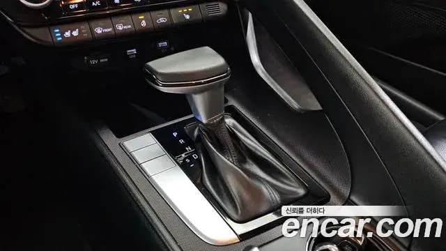 Hyundai The New Avante Hybrid 2022 — Şəkil 2/20