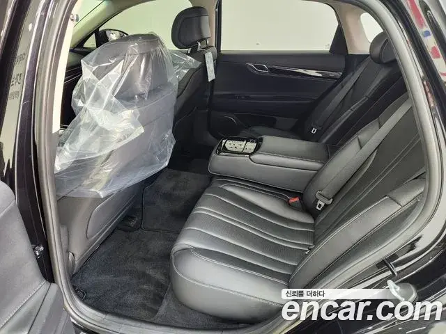 Genesis Electrified G80 2021 — Şəkil 8/20