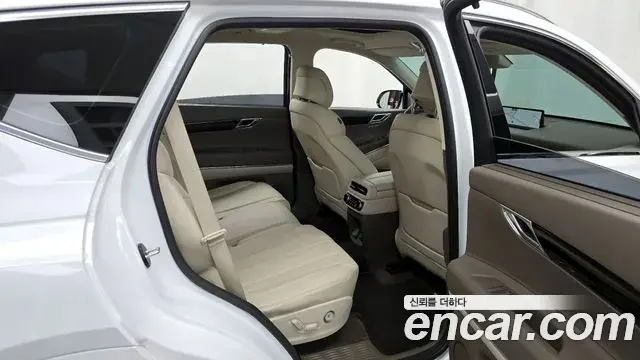 Genesis GV80 2022 — Photo 12/20