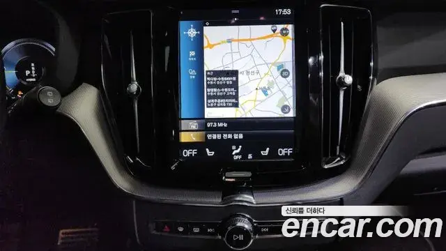 Volvo XC60 2020 — Photo 15/20