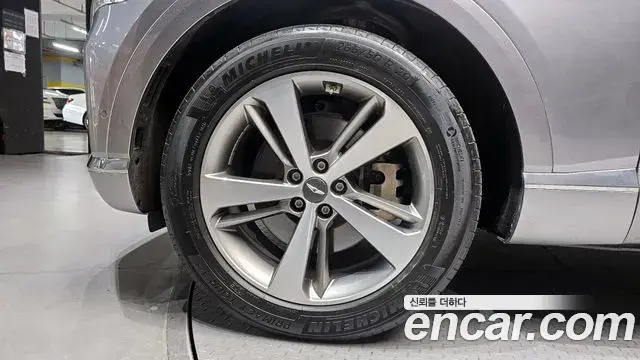 Genesis GV80 2021 — Photo 5/20