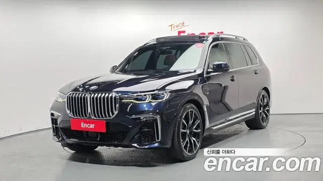 BMW X7 2021 — Фото 9/20