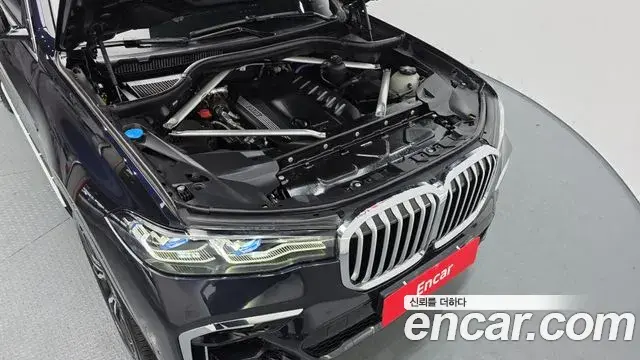 BMW X7 2021 — Фото 5/20