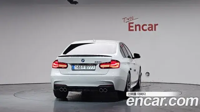BMW 3 Series, 2018