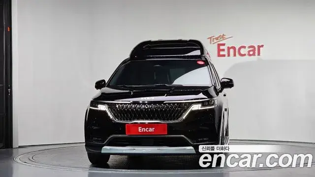 Kia Carnival 2023 — Фото 3/20