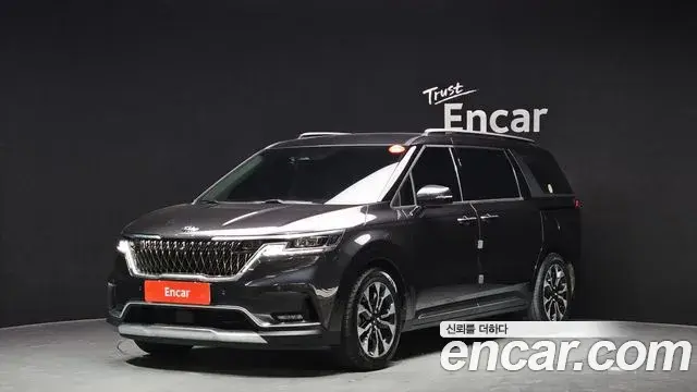Kia Carnival 2021 — Photo 1/20