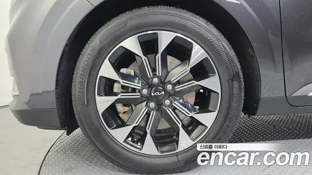 Kia Carnival 2022 — Фото 5/20