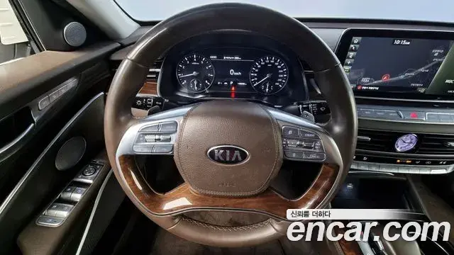 Kia The K9 2018 — Photo 13/20