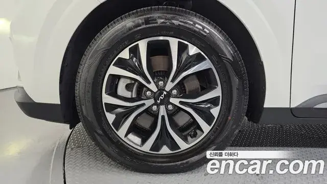Kia Carnival 2023 — Şəkil 5/20
