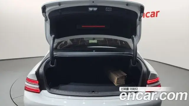 Genesis Electrified G80 2022 — Şəkil 20/20