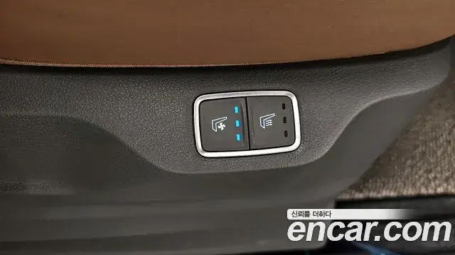 Hyundai Staria 2021 — Фото 18/20