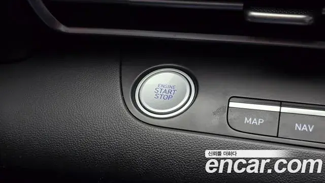 Hyundai The New Avante Hybrid 2022 — Photo 31/33