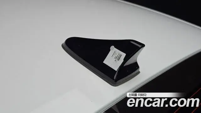 Hyundai The New Avante Hybrid 2022 — Photo 10/33