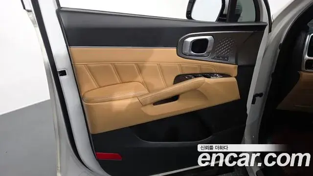 Kia Sorento 2020 — Şəkil 8/37