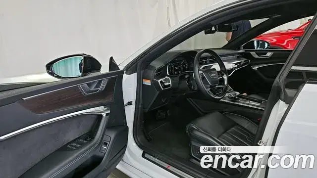 Audi A7 2023 — Photo 10/20