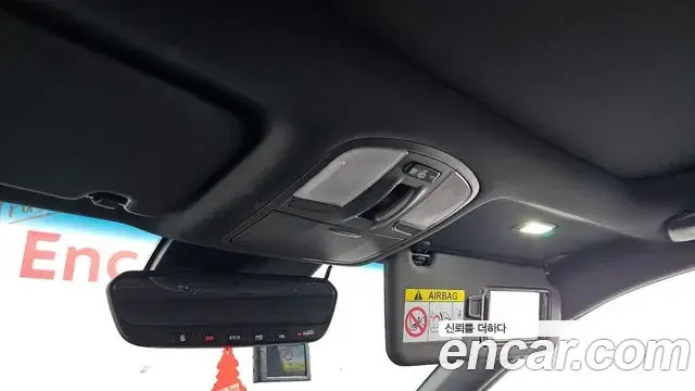 Hyundai Veloster 2021 — Photo 7/34