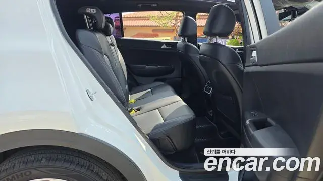 Kia Sportage The Bold 2019 — Фото 11/20