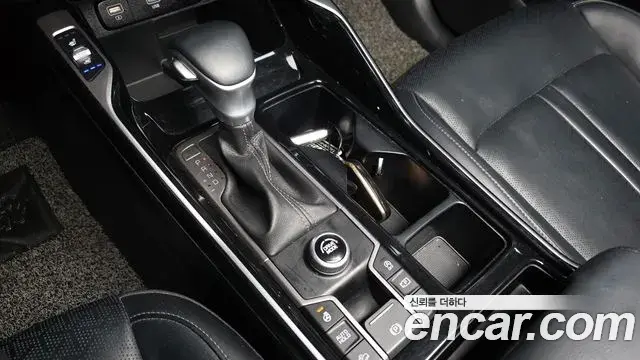 Kia Sorento 2020 — ფოტო 10/20