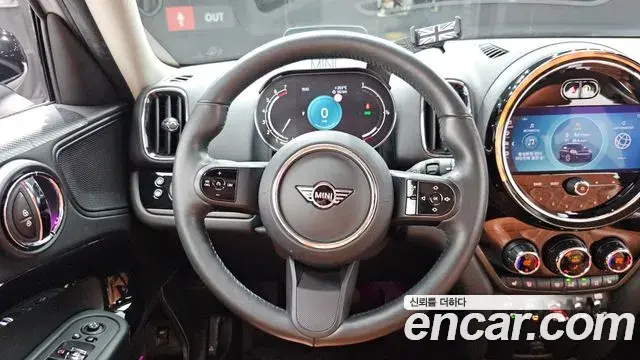 Mini Cooper Countryman 2024 — Photo 13/20