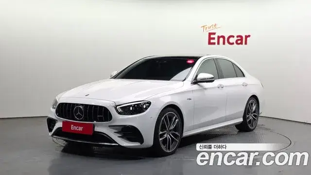 Mercedes-Benz E-Class, 2022
