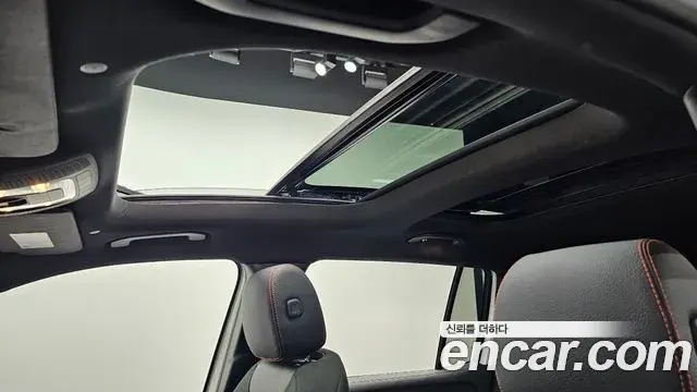 Mercedes-Benz GLB-Class 2023 — Фото 19/20