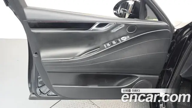 Genesis G80 2021 — ფოტო 21/32