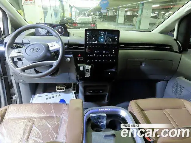 Hyundai Staria, 2021