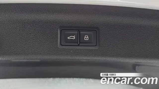 Audi Q3 2025 — ფოტო 29/32