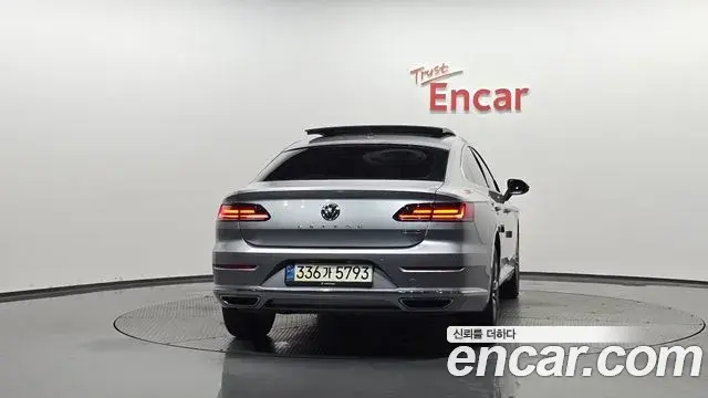 Volkswagen Arteon 2020 — Şəkil 14/20