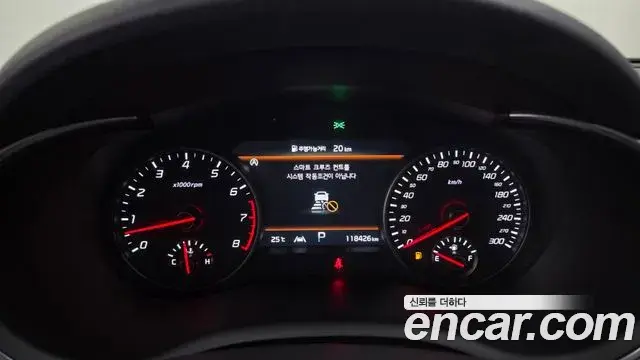 Kia Stinger 2021 — Photo 8/20