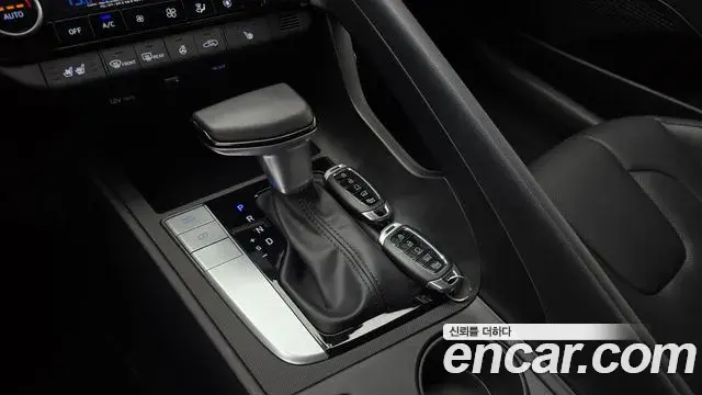Hyundai Avante 2020 — Фото 9/20