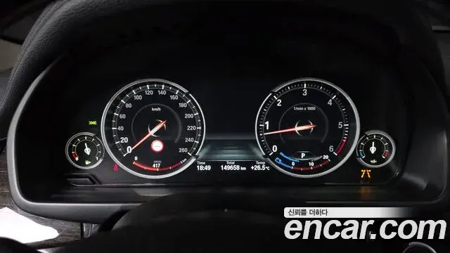 BMW X6 2018 — Şəkil 8/20