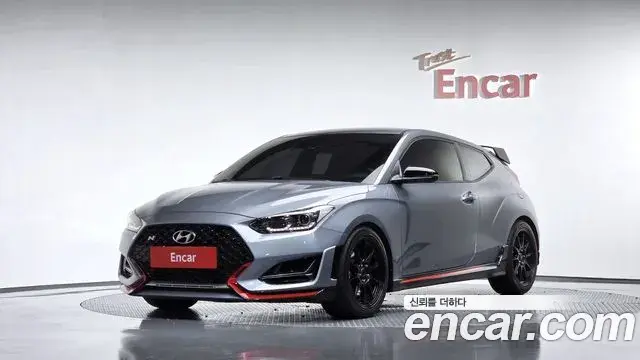 Hyundai Veloster 2019 — ფოტო 29/30