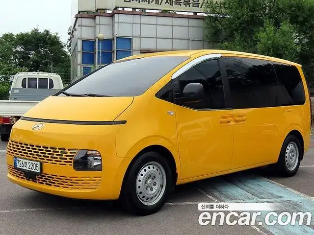Hyundai Staria, 2021