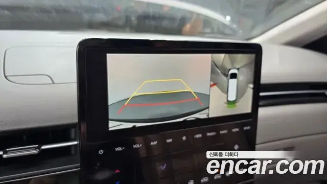 Hyundai Staria 2022 — Photo 15/20