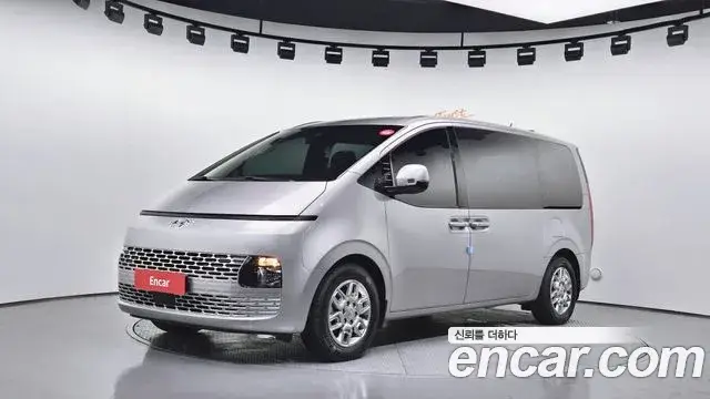 Hyundai Staria, 2022