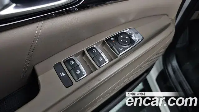 Kia Carnival 2024 — Photo 42/48