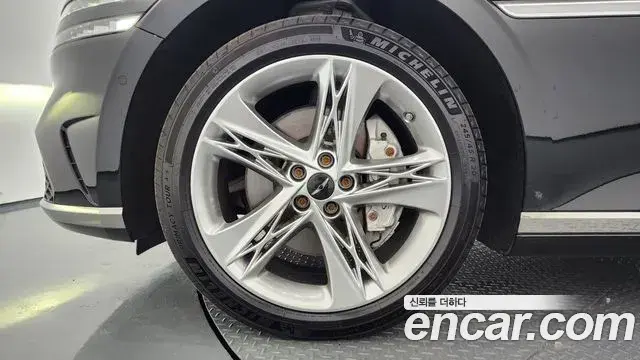 Genesis G90 2023 — Photo 5/20